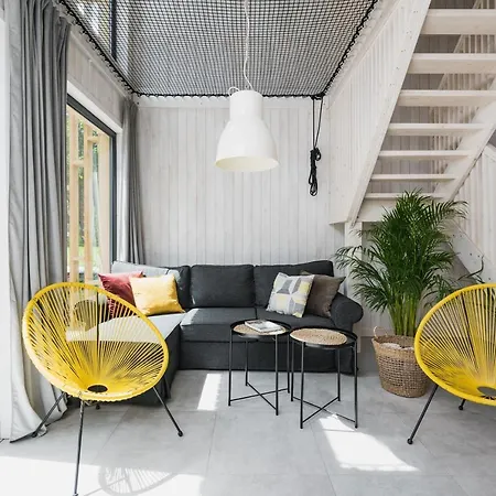 Willa Pole W Stodole Ciekocino