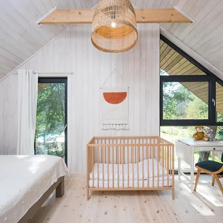 Willa Pole W Stodole