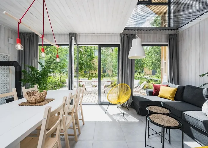 Pole W Stodole Villa *