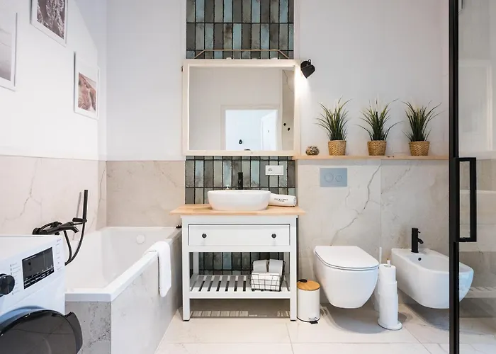 Pole W Stodole Villa